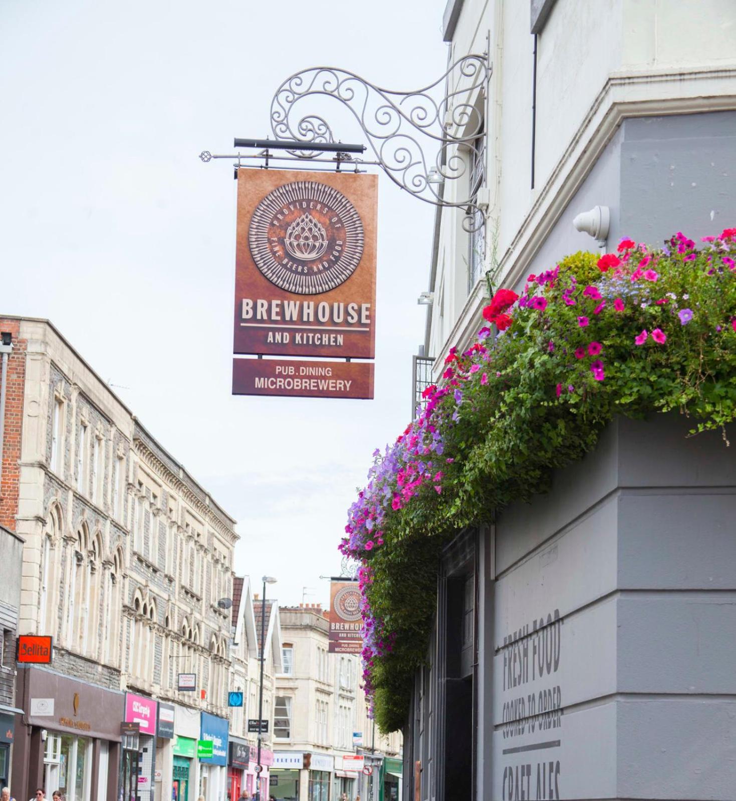 Higgihaus 7 Bed Sleeps Up To 18 Big Groups Best Location Bristol Eksteriør bilde